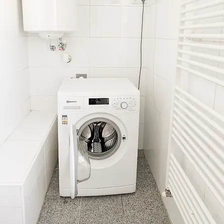 110m2 In Graz-saint Peter - Free Parking Graz