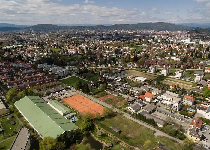 110m2 In Graz-saint Peter - Free Parking